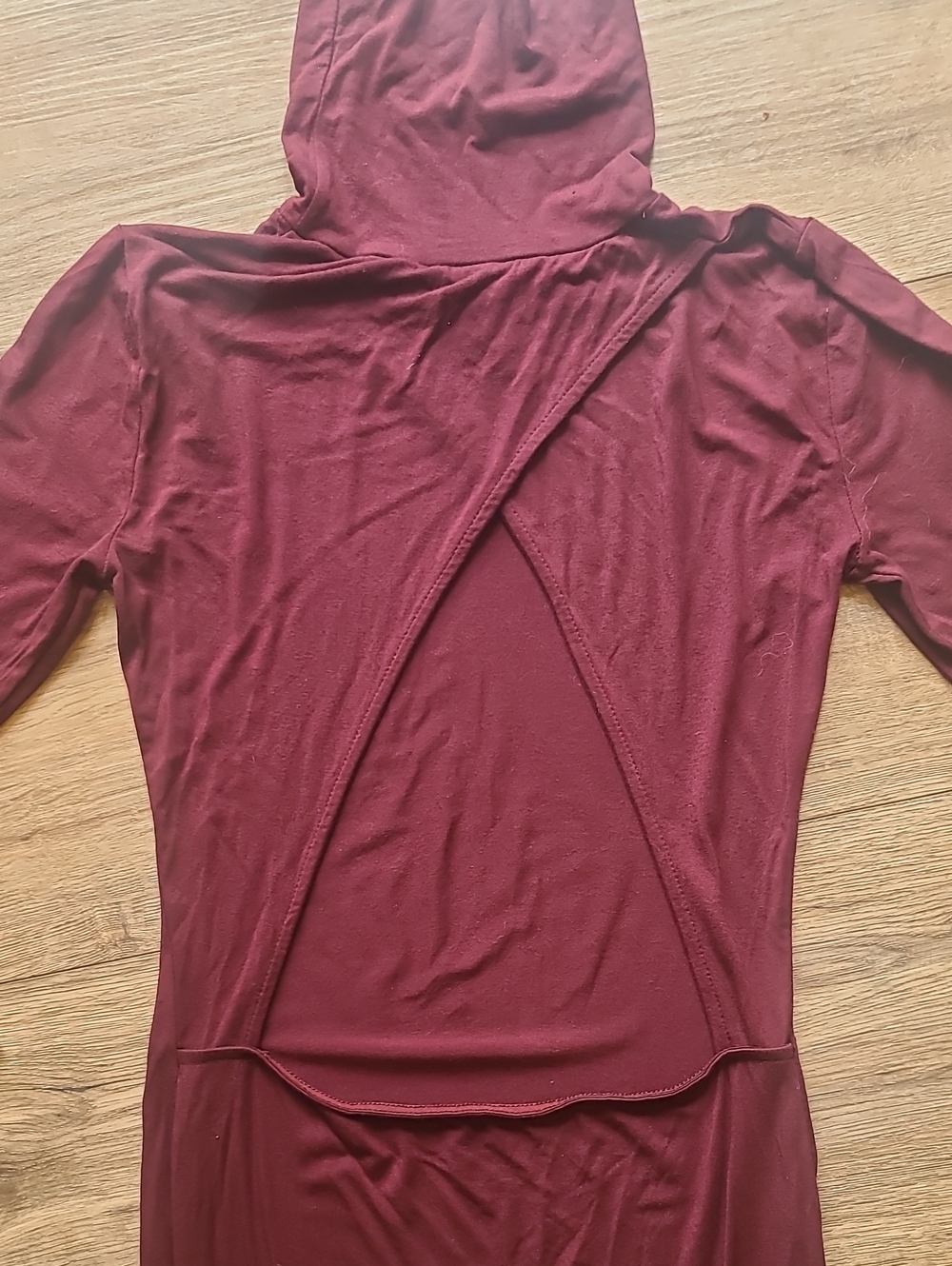 Babaton Burgundy Turtleneck Maxi Dress Wirh Cut Out Cross Hatch Back Xs
